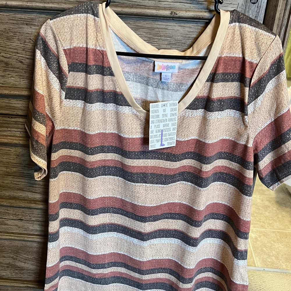 NWT Lularoe Striped Iris